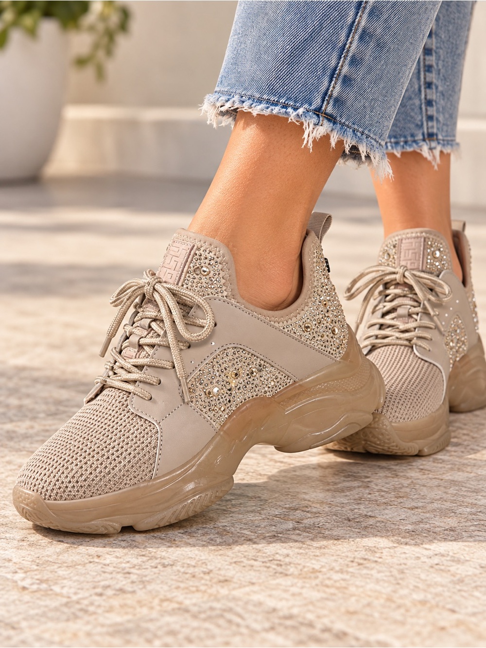 Steve Madden Ganzo Blush Beige Rhinestone Chunky Platform Sneakers Women’s 10